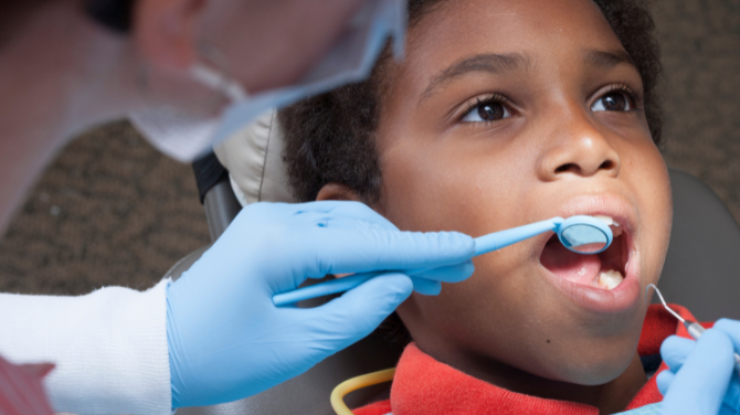 Dentist Near Me in Ghaziabad: Tips for a Healthy Smile
